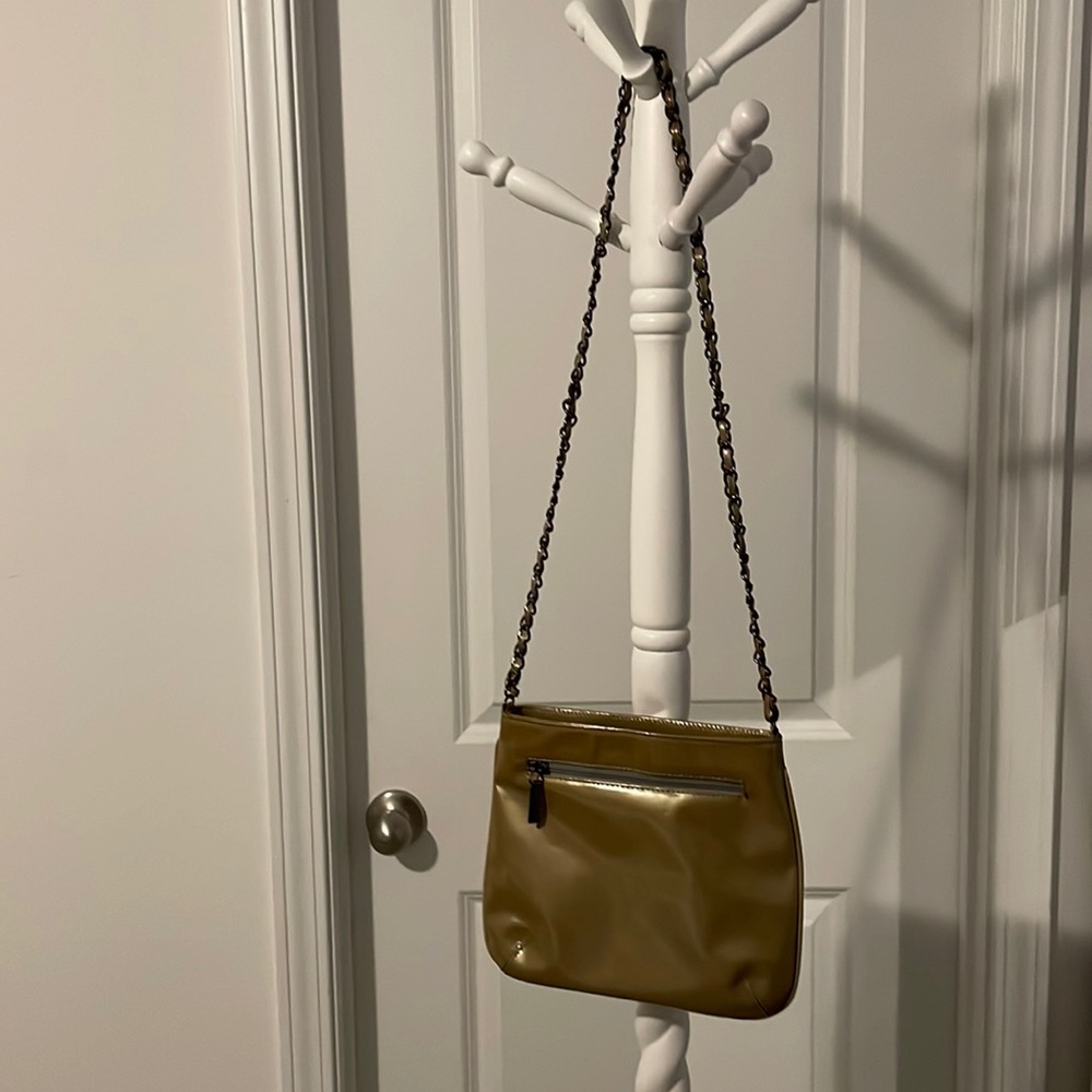 Brand:Van Eli ,Color:Gold , new no tag .real leather.